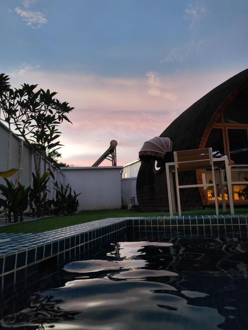 Hotel Found Mansion Pantai Cenang  Exterior foto